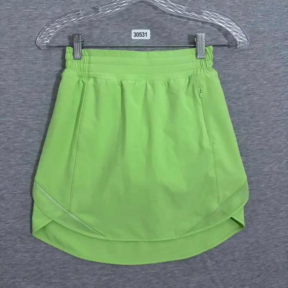 Lululemon Women's Size 2 Green Hotty Hot High Rise Activewear Skirt Skort